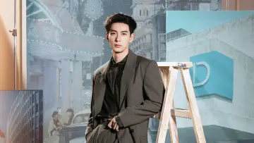 Backdrop for the TV series "Love Between Lines" #1472497
