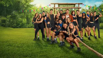 Backdrop for the TV series "Battle Camp" #1672436