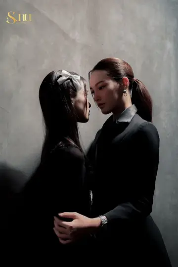 Poster for the TV series "Dangerous Queen" #1486718