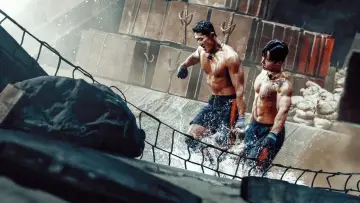 Backdrop for the TV series "Physical: Asia" #1450072
