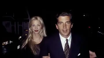 Backdrop for the TV series "American Prince: JFK Jr." #1805912