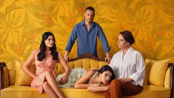 Backdrop к сериалу "Reborn" #1479627