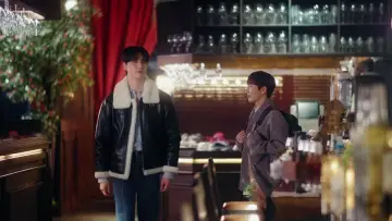 Backdrop for the TV series "My Bias is Showing?!" #1505052