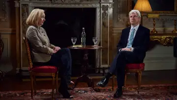 Backdrop for the TV series "Mitchell and Webb Are Not Helping" #1552188