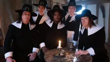 Backdrop for the TV series "Mitchell and Webb Are Not Helping" #1552189
