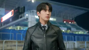 Backdrop for the TV series "Reborn Rookie" #1410761