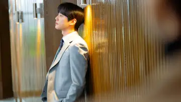 Backdrop for the TV series "Reborn Rookie" #1410793