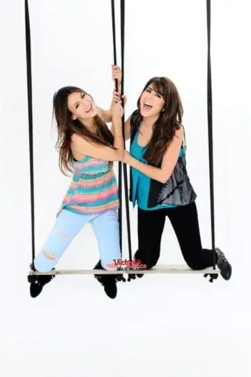 Poster к сериалу "Victorious" #1336173