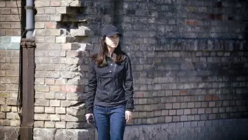 Backdrop к сериалу "Iris" #1399589
