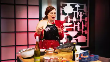 Backdrop к сериалу "Worst Cooks in America" #1396802