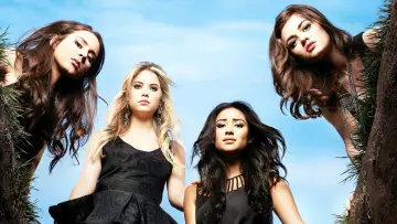 Backdrop к сериалу "Pretty Little Liars" #1282520