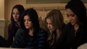 Backdrop к сериалу "Pretty Little Liars" #1282555