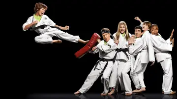 Backdrop к сериалу "Kickin