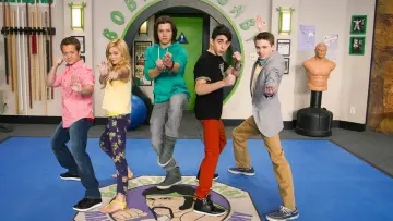Backdrop к сериалу "Kickin