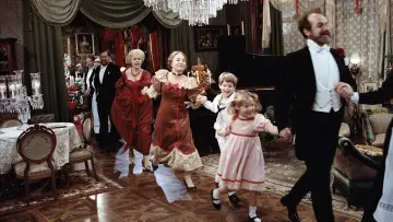 Backdrop for the TV series "Fanny and Alexander" #1709790