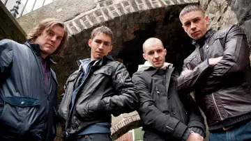 Backdrop for the TV series "Love/Hate" #1595040