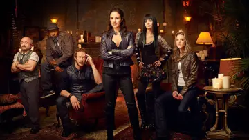 Backdrop к сериалу "Lost Girl" #1358312