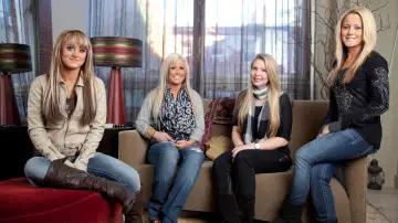 Backdrop for the TV series "Teen Mom 2" #1409341