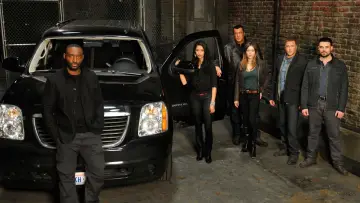 Backdrop for the TV series "True Justice" #1831098