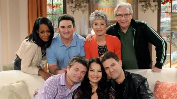 Backdrop for the TV series "Happily Divorced" #1540413