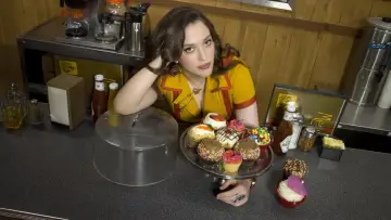 Backdrop к сериалу "2 Broke Girls" #1295840