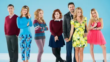 Backdrop к сериалу "Suburgatory" #1469886