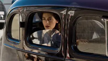Backdrop for the TV series "Mildred Pierce" #1426018