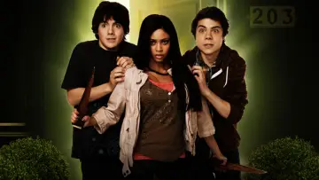 Backdrop к сериалу "My Babysitter