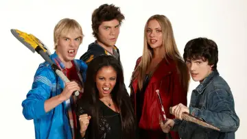 Backdrop к сериалу "My Babysitter