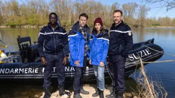 Backdrop for the TV series "Brigade du fleuve" #1671492