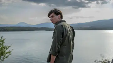 Backdrop for the TV series "Fortress" #1671126