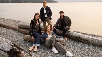Backdrop for the TV series "Crew Girl" #1388642