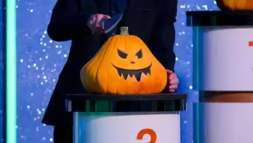 Backdrop for the TV series "Is It Cake? Halloween" #1602868