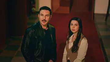 Backdrop for the TV series "Me, Her and Haya" #1556169