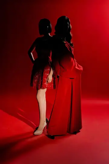 Poster for the TV series "Pearl in Red" #1475475