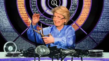 Backdrop for the TV series "QI XL" #1549541