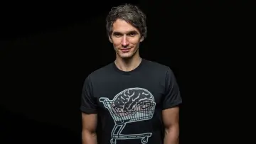 Backdrop for the TV series "Todd Sampson