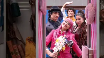 Backdrop for the TV series "Locker Diaries: Descendants" #1227578