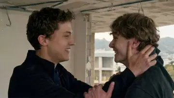Backdrop к сериалу "Torn Apart" #1218989