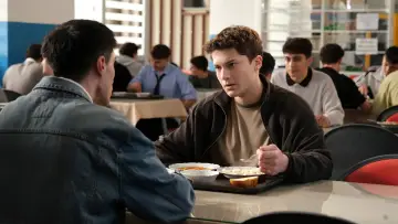 Backdrop к сериалу "Torn Apart" #1219008