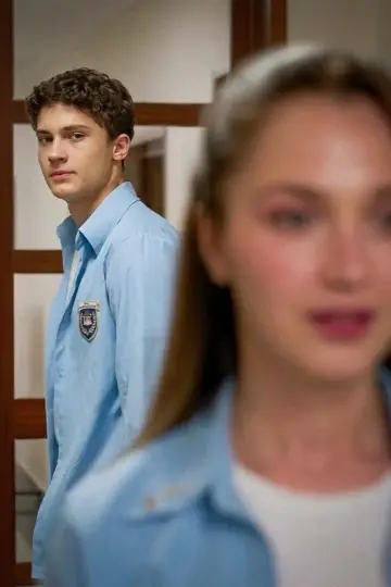Poster к сериалу "Torn Apart" #1219057