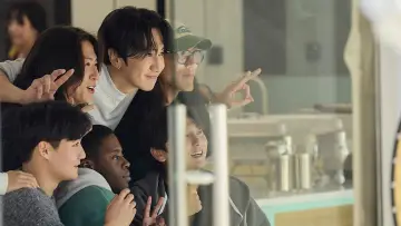 Backdrop for the TV series "Jae-seok