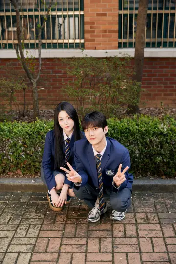 Poster for the TV series "My Idol, My Debut" #1483310