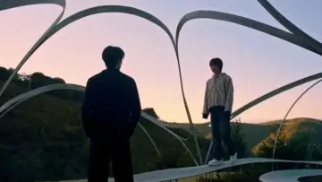 Backdrop for the TV series "A Winter Sun Wakes the Wind in Spring Hills