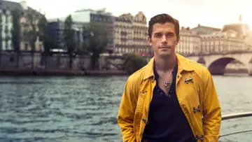 Backdrop for the TV series "Best of the World with Antoni Porowski" #1489293