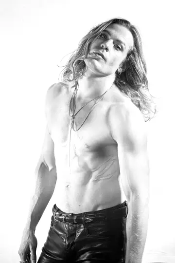 Poster к сериалу "The Vampire Lestat" #1360415