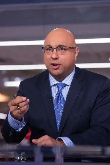 Poster for the TV series "The 11th Hour with Ali Velshi" #1719021