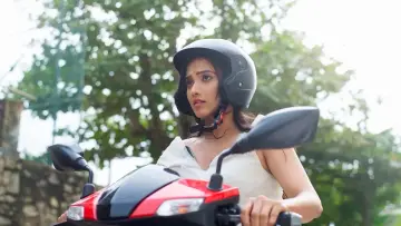 Amuthu Kalliya Poster