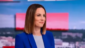 Backdrop for the TV series "On the Line with Alicia Menendez" #1554362