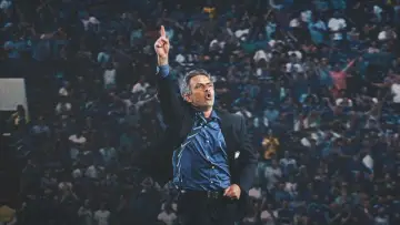 Backdrop for the TV series "MOURINHO" #1338391